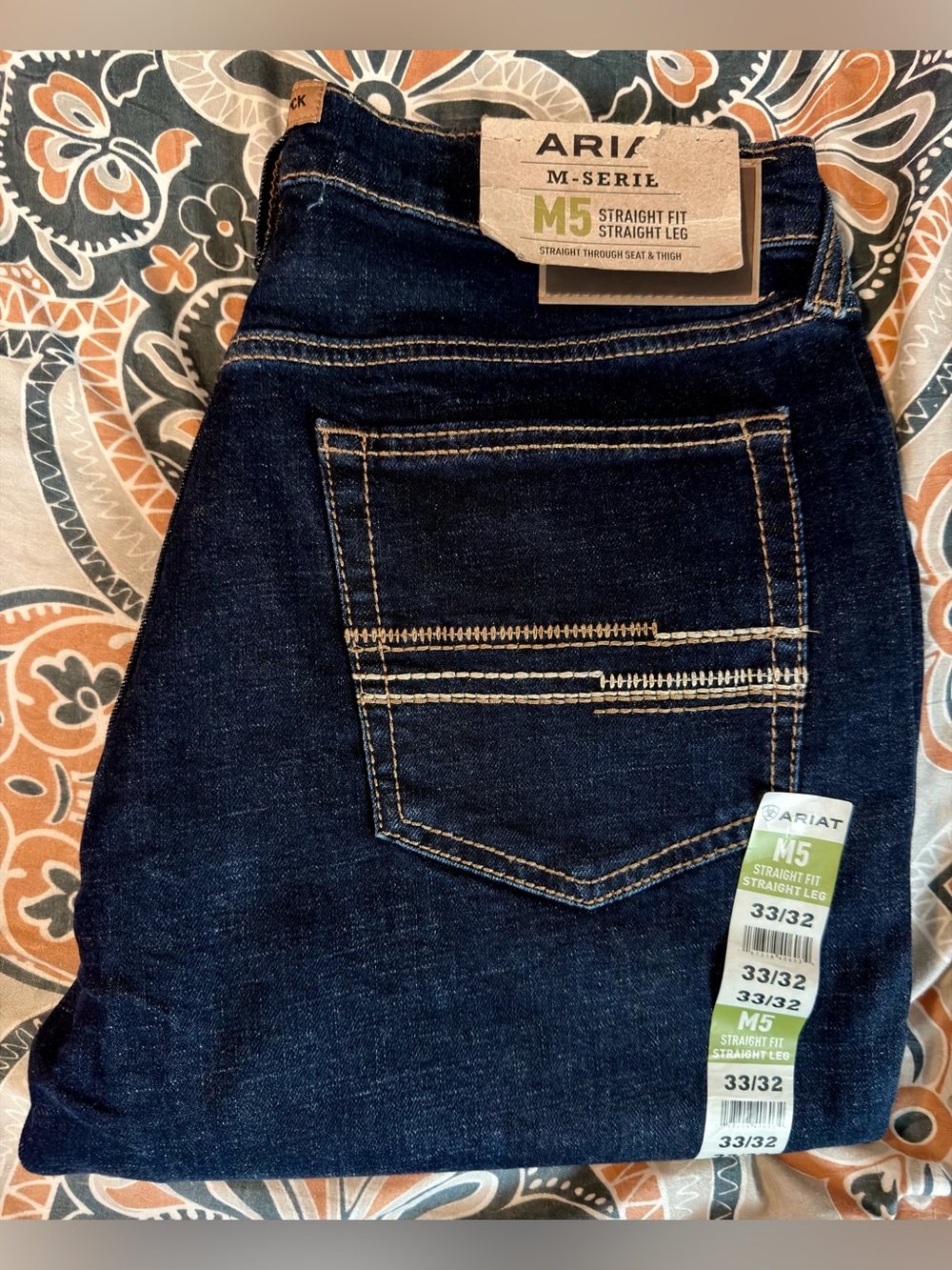 NWT mens M5 Ariat Dark Blue Straight Fit Jeans with Brown Stitching SIZE 33x32